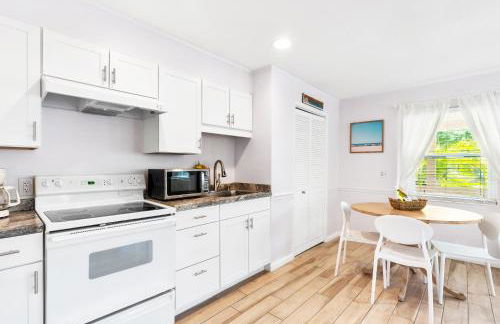 Siesta Key, Heated Pool, Dock on Lagoon, Turtle Beach 1 mile and Crescent Beach 2 miles, 1bdr - Foto 8