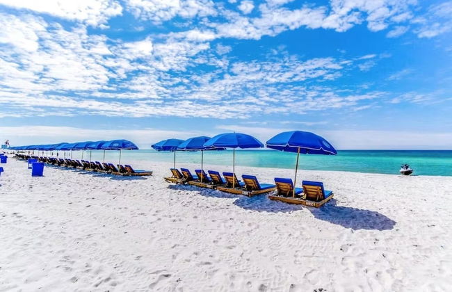 Stunning 2/2 Designer Condo w Coastal Appeal Right on the Gulf! - Foto 41