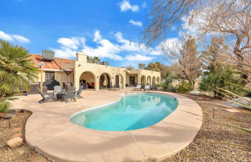 Ranch villa 1 level on half acre 8-min from Strip - Foto 57