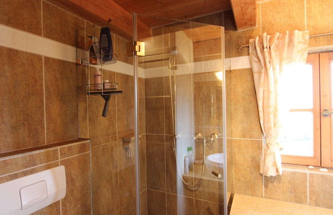 Chalet in St Johann on Ski Slopes - Foto 24