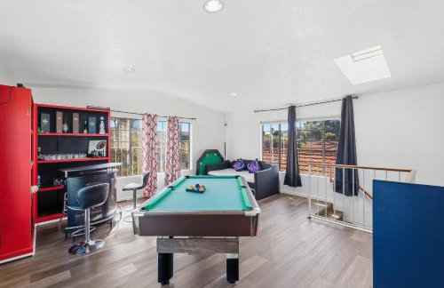 Colorful and Cozy Haven with Heated Pool - Foto 21