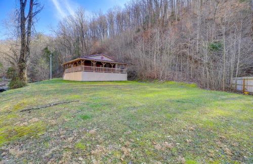 Near Riding Trails for ATVs Cabin in Delbarton - Photo 3