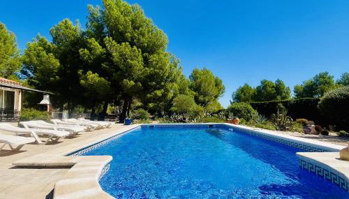 Villa Oasis WITH LARGE PRIVATE SWIMMING POOL - Foto 3