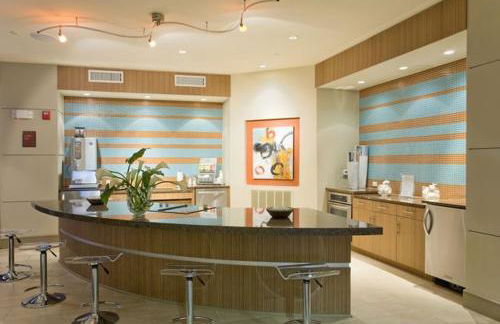 Gorgeous Furnished Apartments near Texas Medical Center & NRG Stadium - Photo 10