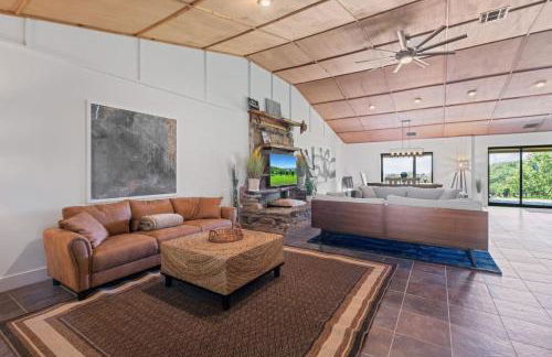 Twisted Tree with Arkansas River Views and Hot Tub - Foto 28