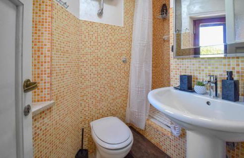 1 Bedroom Cozy Apartment In Castel Di Tora - Foto 15