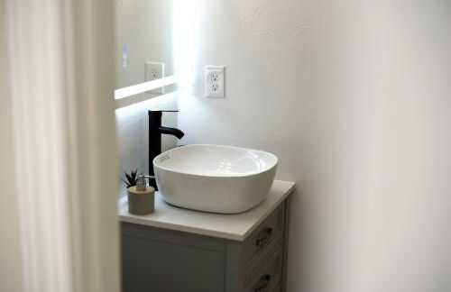 Pet Friendly 6 Bedroom Free Parking plus 5 Min From Bakery Sq - Foto 44