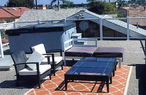 Beautiful 2 Story Right by the Water, Ocean View - Foto 46