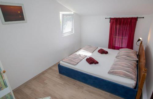 Apartments Yucca - Photo 17