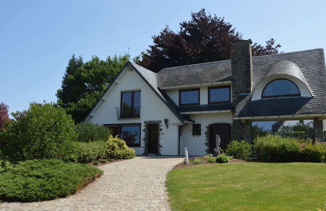 Elegant Villa in Stavelot With Fitness and Playroom and an Incredible Garden - Photo 1