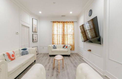 Golden Pearl with all you need within and around - Photo 21