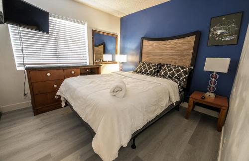 Private Oasis with Pool - Foto 31