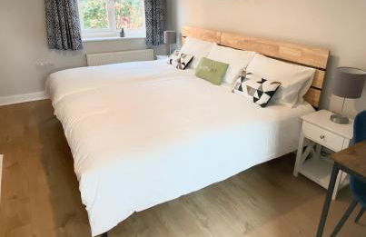 2 Bedroom Flat near Redhill train station, easy access to Gatwick & London - Foto 7