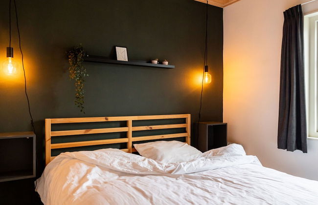 Modern 6-person Chalet in the Frisian Countryside, 3 Bedrooms and Wifi - Foto 3