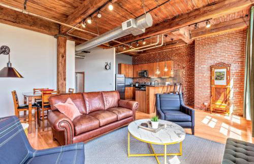 Holiday Magic Awaits-Host in STL DWTN Loft-6D - Foto 18
