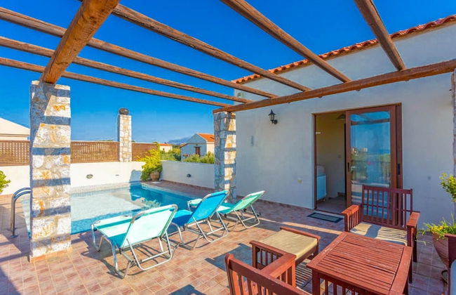 Villa Melina Private Pool Walk to Beach Sea Views A C Wifi Car Not Required - 1605 - Foto 27