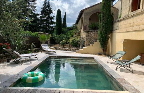 Maison uzès piscine plein sud avec superbe vue - Foto 3
