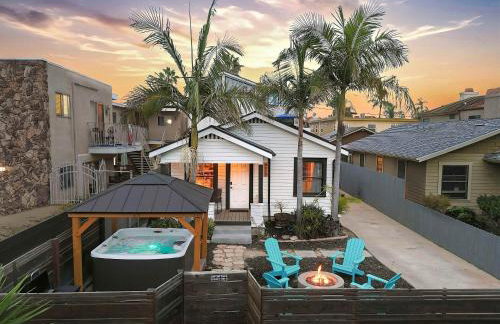 Mid-City 2BR Retreat Firepit Nights with Free Parking - Photo 5