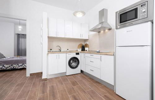 Home2Book Cozy Beachfront Getaway in Tarajalejo - Photo 11