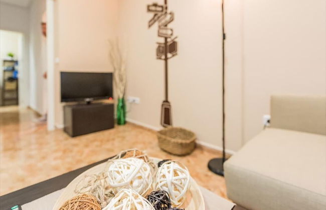 Delightful Apt. Historic District - Sol - Photo 6