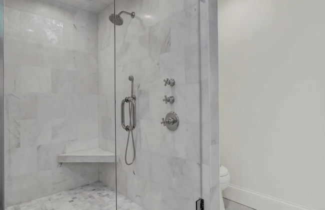 Be a Sullivans Local! 1307 Cove Avenue by Avantstay Pool + Outdoor Living - Foto 28