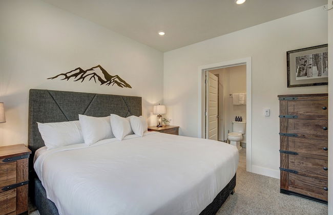 Clearwater Lofts by Vail Resorts - Photo 10