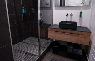 Centre ville - Appartement 3 chambres & Terrasse - La Clé des Sacres - Foto 14