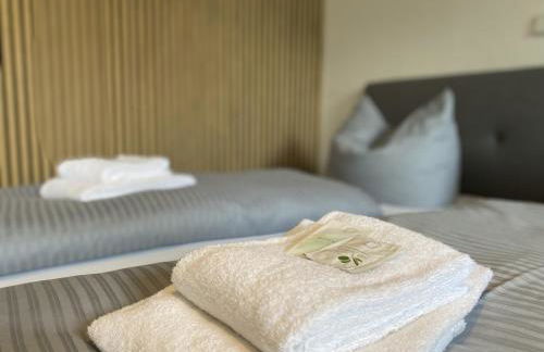 RR - Tiny Apartment - Parking - Kitchen - WIFI - Foto 3