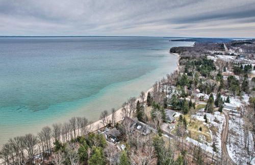 Getaway on Crystal Clear Lake Main and Guest House! - Foto 3