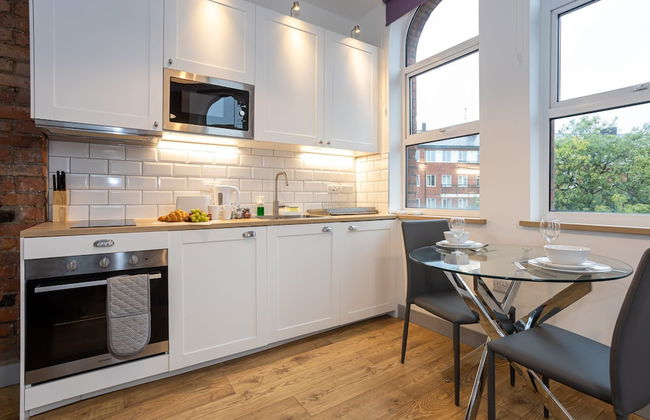 Spacious, Apartment Close to Manchester City Centre By Pillo Rooms - Foto 29