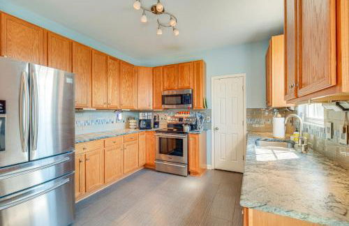 Private Deck and Views Rural Virginia Escape - Foto 8