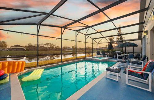 Single-Level Home w Heated Pool & 9MI to Disney - Photo 1
