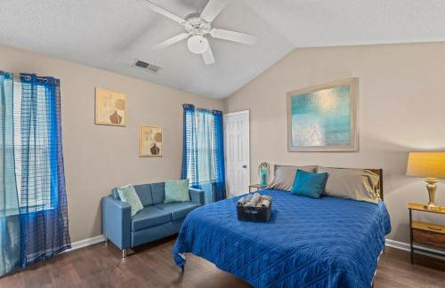 Spectacular Quiet Townhome with Modern Comfort - Foto 30