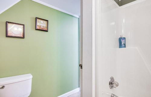 Garden-View Balcony! Dtwn Aiken Apt Near Augusta - Foto 16