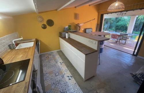 Villa Impressionniste - au coeur de Montpellier, villa 290 m2, jardin tropical, piscine, cuisine extérieure - Foto 26