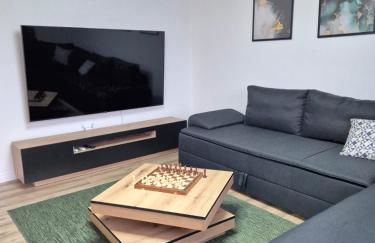 Luxsuite Still und Komfort 1 Balkon Grill TV-75 Zoll - Foto 6