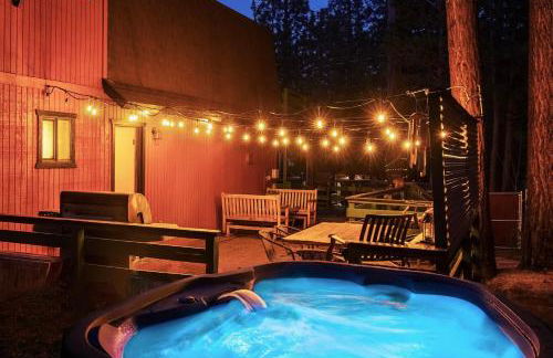 Sugar in the Raw Cabin - Hot Tub - Foto 1