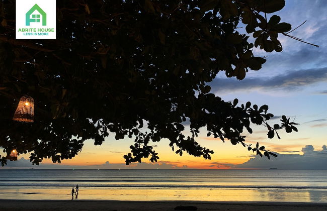 Tiny House on Koh Lanta Only 2 Mins Walk to the Beach - Photo 1