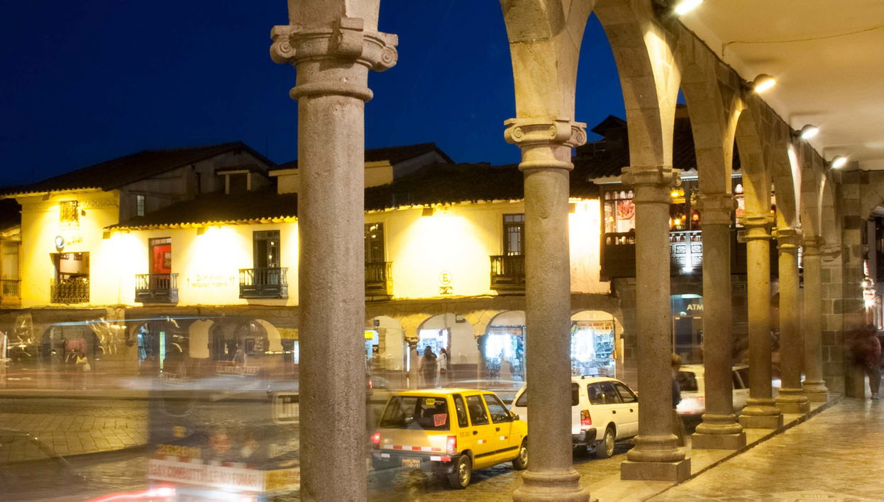 Cusco Night Tour + Pisco Sour Class - Foto 1