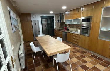 Casa Robleda, Piscina privada cubierta y Jacuzzi - Foto 17