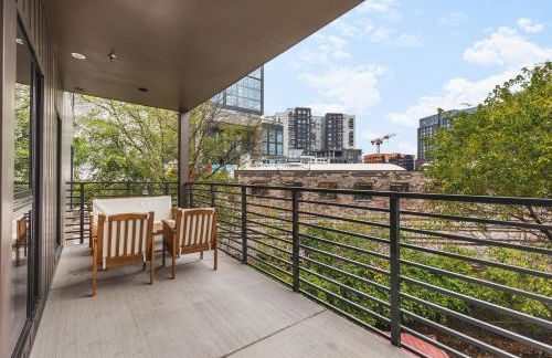 Luxury in The Gulch with Patio Pool Walk to Broadway - Foto 39