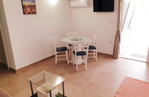 Apartment Mihaela - Photo 25