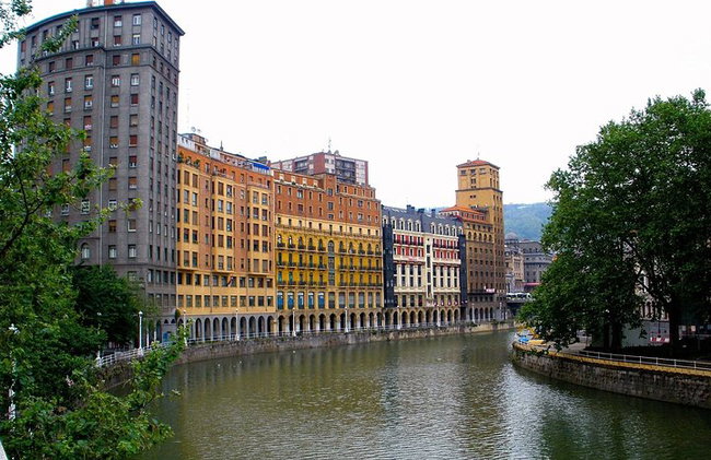 Bilbao Private Walking Tour com um local - Foto 10