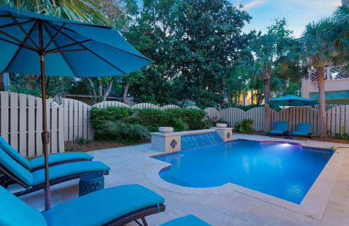 Tropical Dreams by the Sea - Vacation Home with Private Pool & Close Proximity to Beach - Foto 43