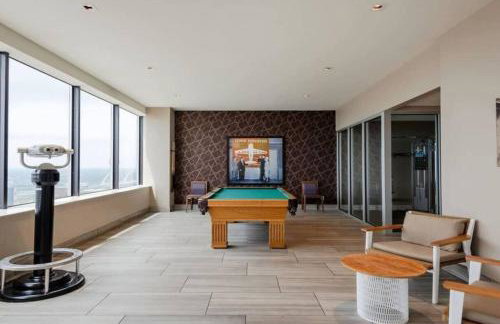 Luxury Apt W/Parking CityView|Pool| Gym|PoolTable - Foto 27