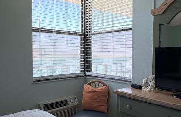 Lover's Key Beach Club by Check-In Vacation Rentals - Photo 64