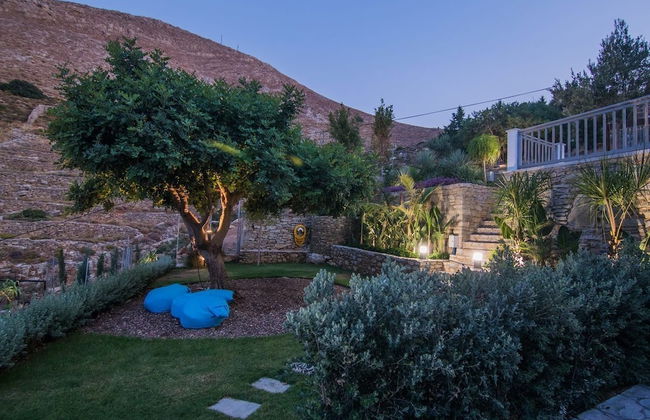 Niriides Hotel & Apartments - Photo 58