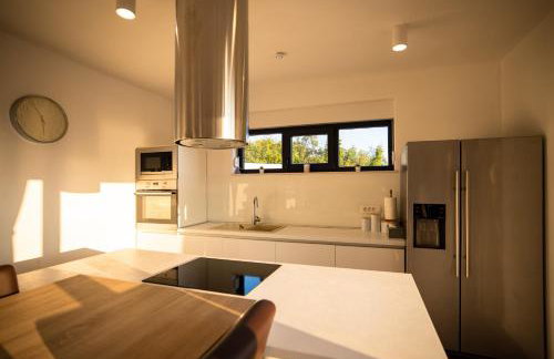 Royal Promons - heated pool - Foto 14