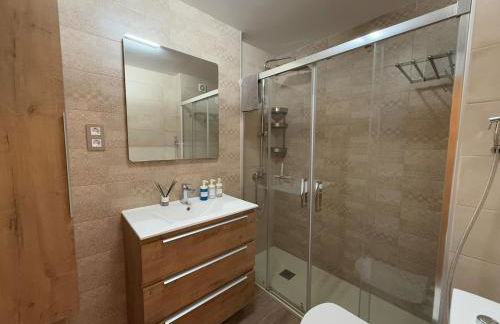 Modern & sunny beach apartment - Photo 8