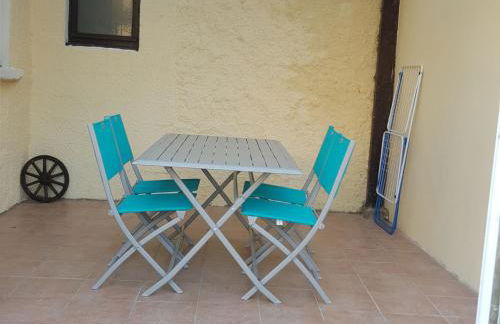 Gîte avec jardin clos, terrasse et Wi-Fi, proche de Verdun - FR-1-585-42 - Foto 10